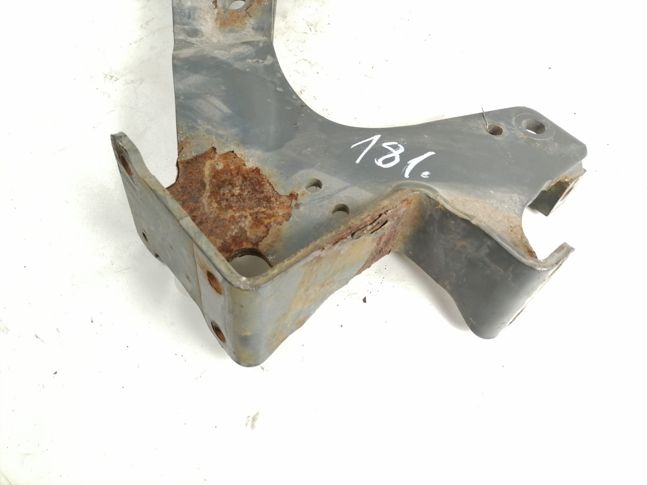 Scania Front bumper carrier 1802166 - Nárazník pre Nákladné auto: obrázok 4 Scania Front bumper carrier 1802166 - Nárazník pre Nákladné auto: obrázok 4