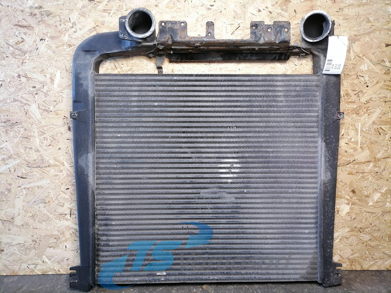Scania Intercooler radiator 97029 - Medzichladič pre Nákladné auto: obrázok 1 Scania Intercooler radiator 97029 - Medzichladič pre Nákladné auto: obrázok 1
