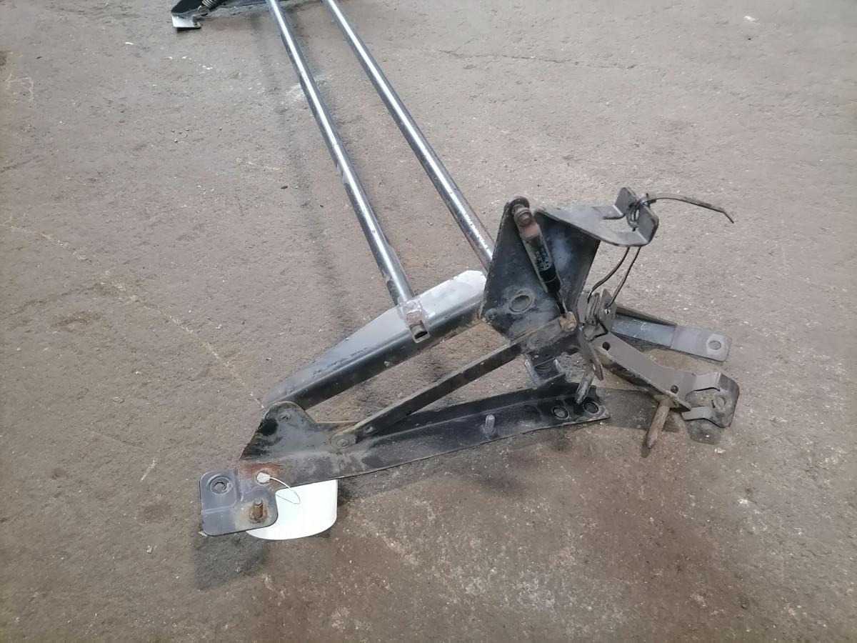 Scania Kabiini tuulesuunaja kandur 1781322 - Aerodynamika/ Spojler pre Nákladné auto: obrázok 3 Scania Kabiini tuulesuunaja kandur 1781322 - Aerodynamika/ Spojler pre Nákladné auto: obrázok 3