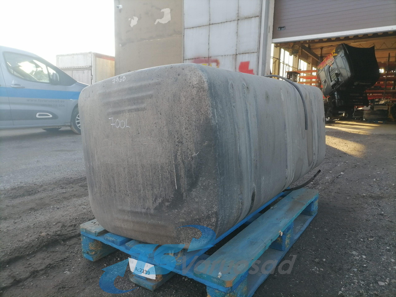Scania Kütusepaak 700L 1423691 - Palivová nádrž pre Nákladné auto: obrázok 3 Scania Kütusepaak 700L 1423691 - Palivová nádrž pre Nákladné auto: obrázok 3