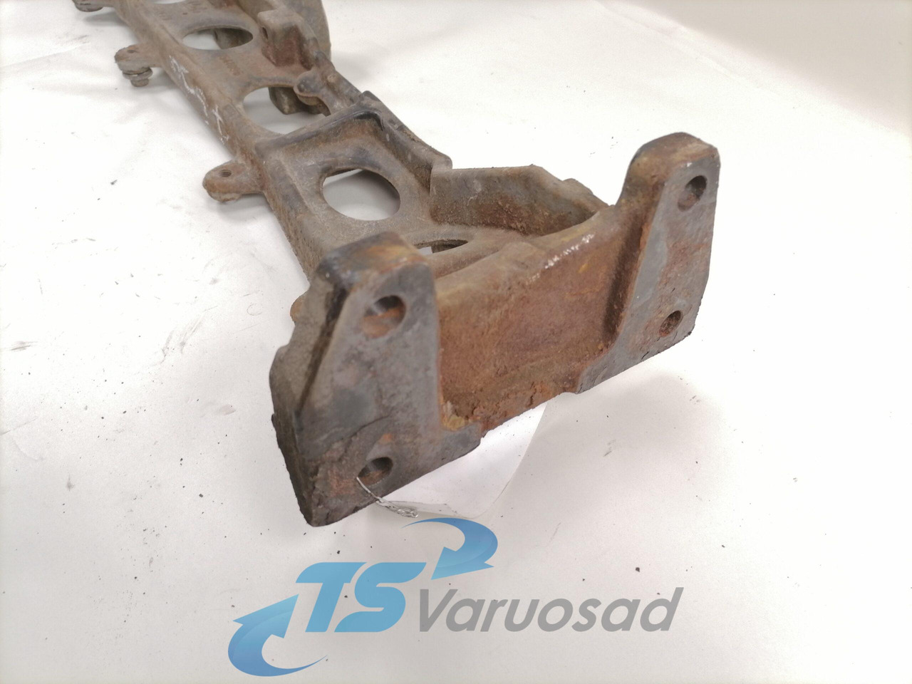 Scania Muffler carrier 1541006 - Tlumič výfuku pre Nákladné auto: obrázok 4 Scania Muffler carrier 1541006 - Tlumič výfuku pre Nákladné auto: obrázok 4