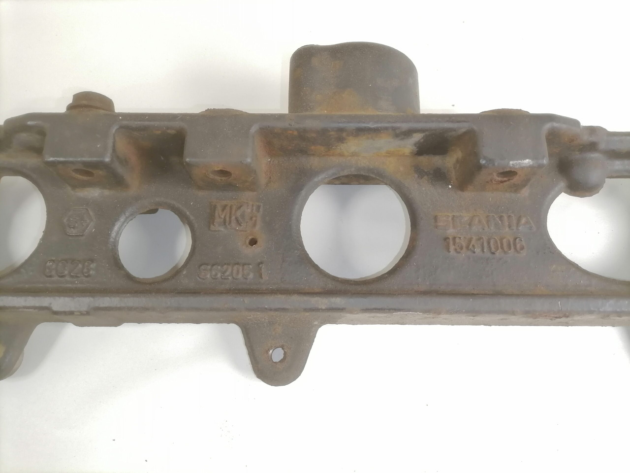Scania Muffler carrier 1541006 - Tlumič výfuku pre Nákladné auto: obrázok 3 Scania Muffler carrier 1541006 - Tlumič výfuku pre Nákladné auto: obrázok 3
