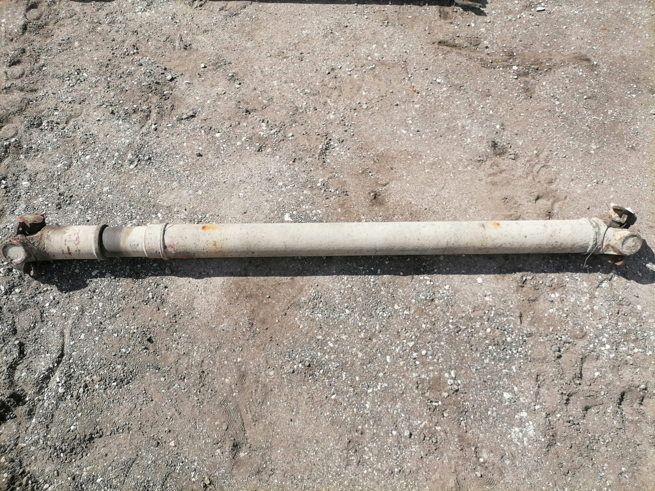 Scania Propeller shaft 1758613 - Kardan pre Nákladné auto: obrázok 2 Scania Propeller shaft 1758613 - Kardan pre Nákladné auto: obrázok 2