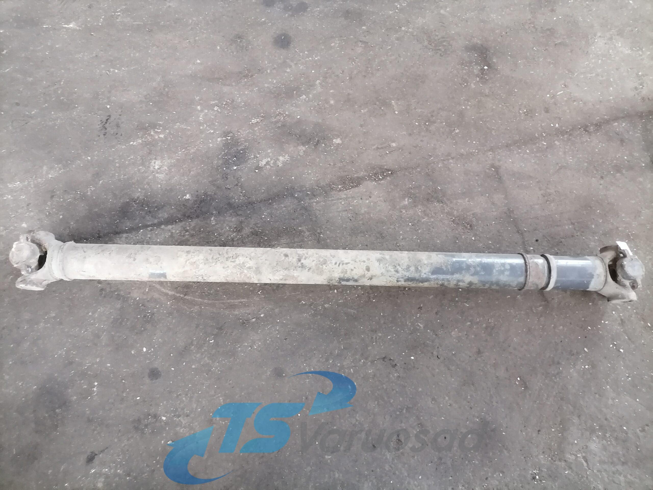 Scania Propeller shaft 1758616 - Kardan pre Nákladné auto: obrázok 2 Scania Propeller shaft 1758616 - Kardan pre Nákladné auto: obrázok 2