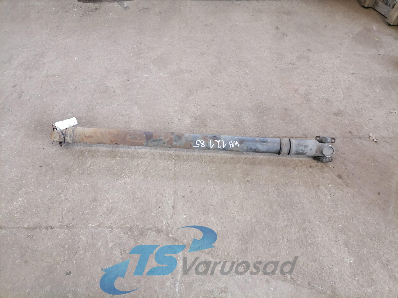 Scania Propeller shaft 1758616 - Kardan pre Nákladné auto: obrázok 1 Scania Propeller shaft 1758616 - Kardan pre Nákladné auto: obrázok 1