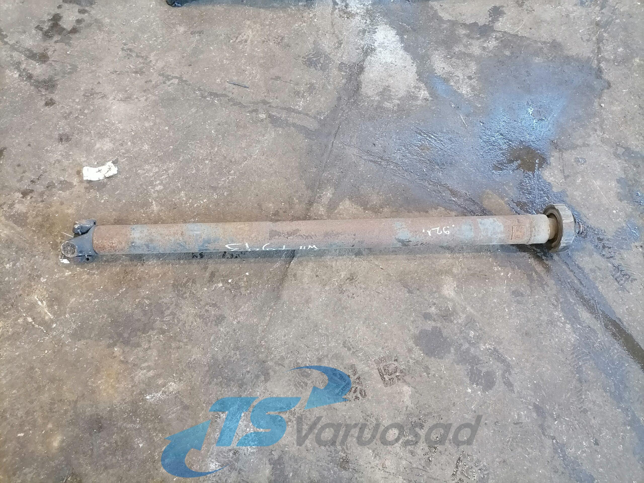 Scania Propeller shaft 1758892 - Kardan pre Nákladné auto: obrázok 1 Scania Propeller shaft 1758892 - Kardan pre Nákladné auto: obrázok 1