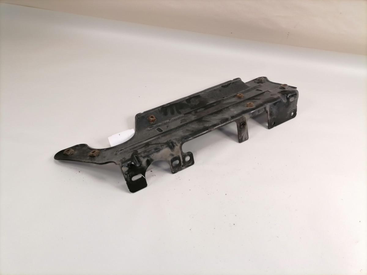 Scania Radiaatori pealne kronstein 1741217 - Univerzálny diel pre Nákladné auto: obrázok 3 Scania Radiaatori pealne kronstein 1741217 - Univerzálny diel pre Nákladné auto: obrázok 3