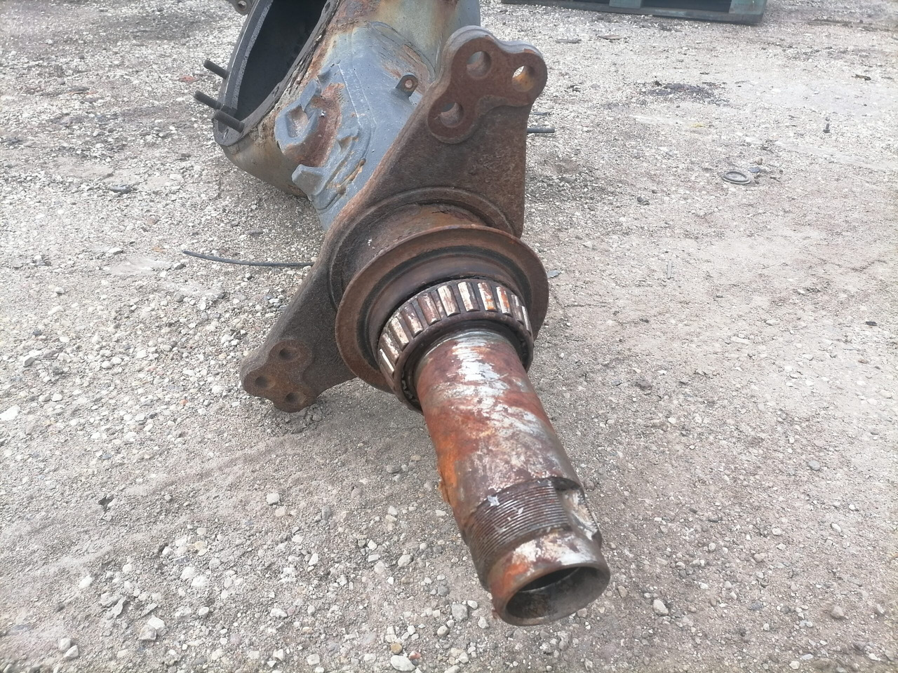 Scania Rear axel housing 1733934 - Náprava a diely pre Nákladné auto: obrázok 4 Scania Rear axel housing 1733934 - Náprava a diely pre Nákladné auto: obrázok 4