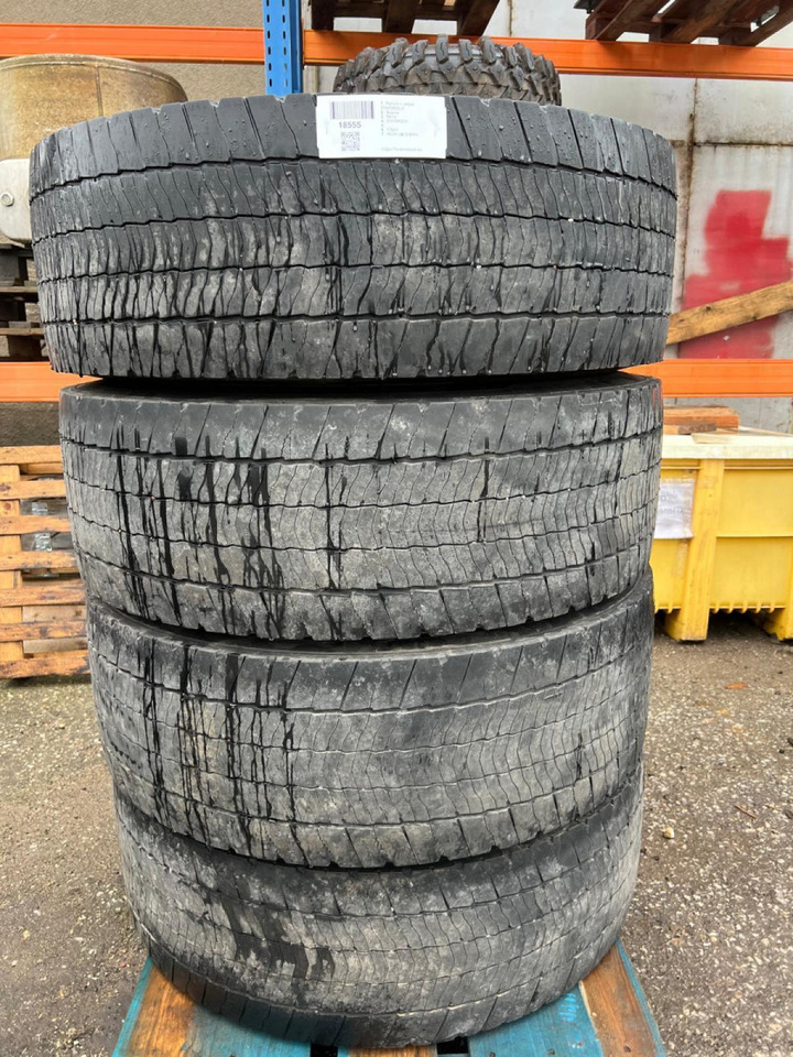 Scania Rehvid + veljed 315/70R22.5 31570R225 - Pneumatiky a disky pre Nákladné auto: obrázok 1 Scania Rehvid + veljed 315/70R22.5 31570R225 - Pneumatiky a disky pre Nákladné auto: obrázok 1