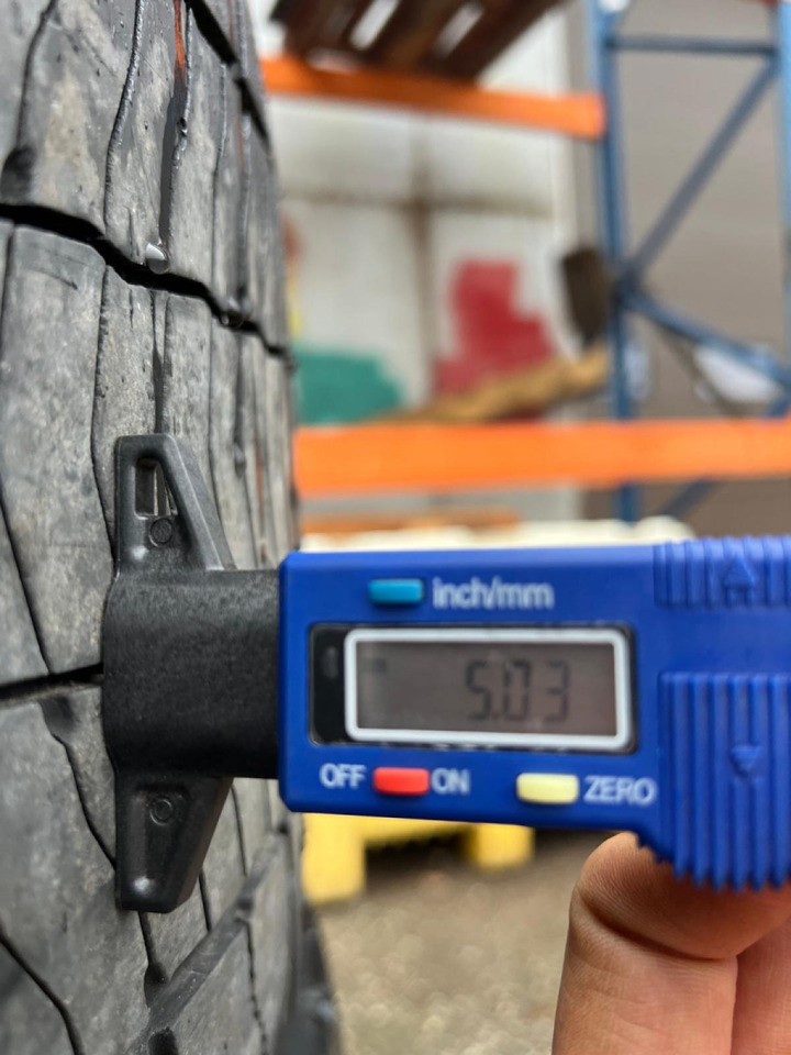 Scania Rehvid + veljed 315/70R22.5 31570R225 - Pneumatiky a disky pre Nákladné auto: obrázok 4 Scania Rehvid + veljed 315/70R22.5 31570R225 - Pneumatiky a disky pre Nákladné auto: obrázok 4