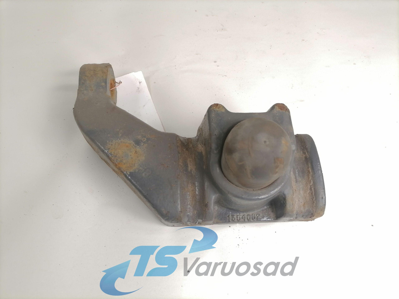 Scania Shock absorber mounting 1354062 - Odpruženie pre Nákladné auto: obrázok 1 Scania Shock absorber mounting 1354062 - Odpruženie pre Nákladné auto: obrázok 1