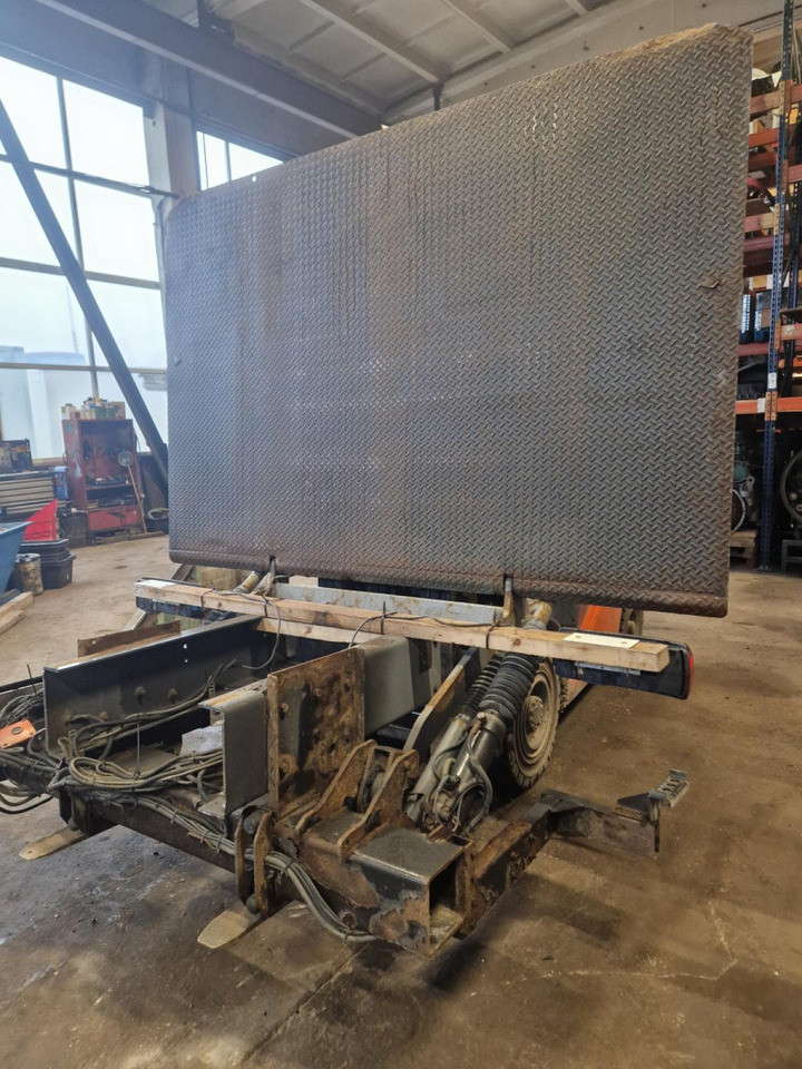 Scania Tagaluuktõstuk, DHOLLANDIA DH-LM35 - Univerzálny diel pre Nákladné auto: obrázok 4 Scania Tagaluuktõstuk, DHOLLANDIA DH-LM35 - Univerzálny diel pre Nákladné auto: obrázok 4