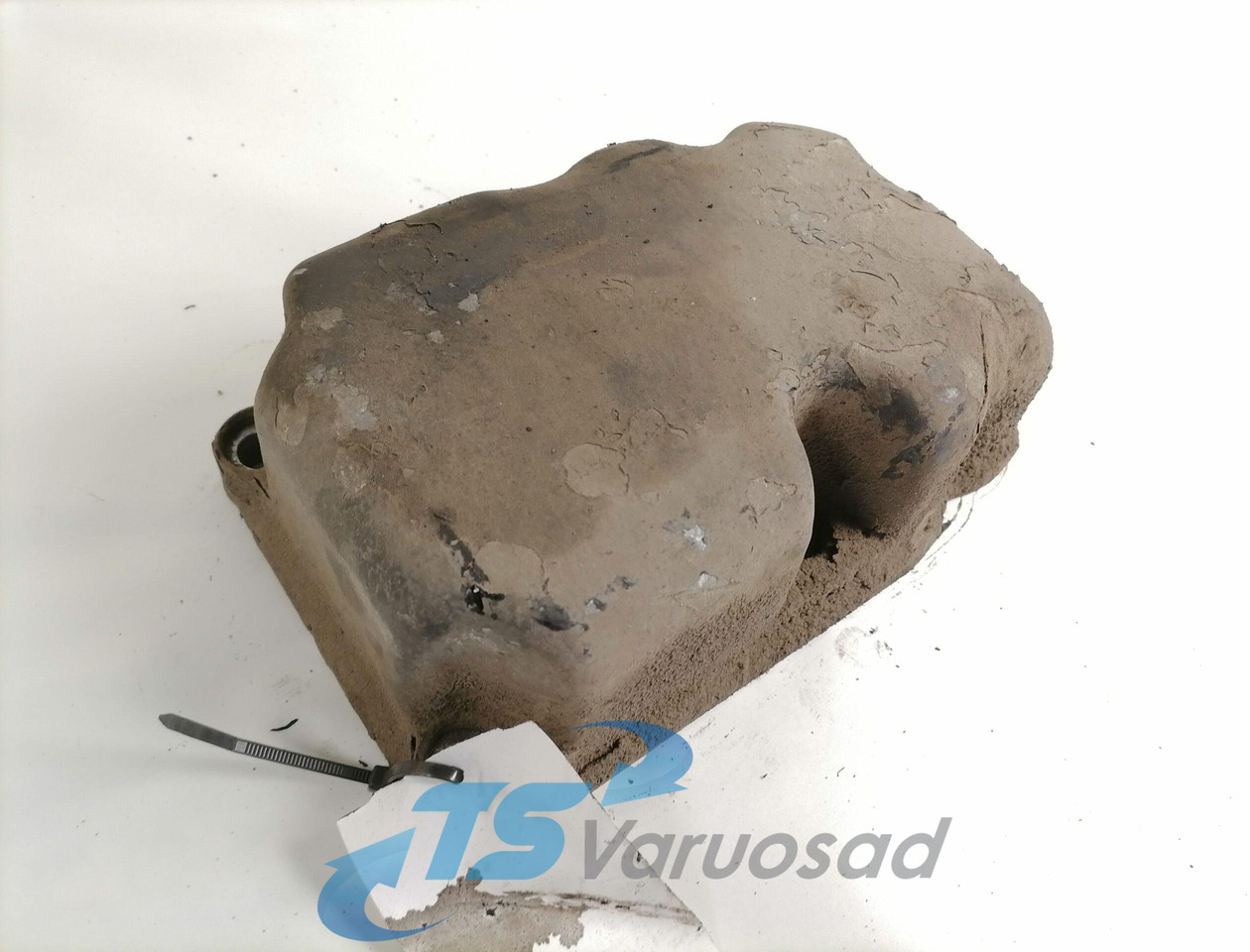 Scania Valve cover 1398884 - Hlava valcov pre Nákladné auto: obrázok 1 Scania Valve cover 1398884 - Hlava valcov pre Nákladné auto: obrázok 1