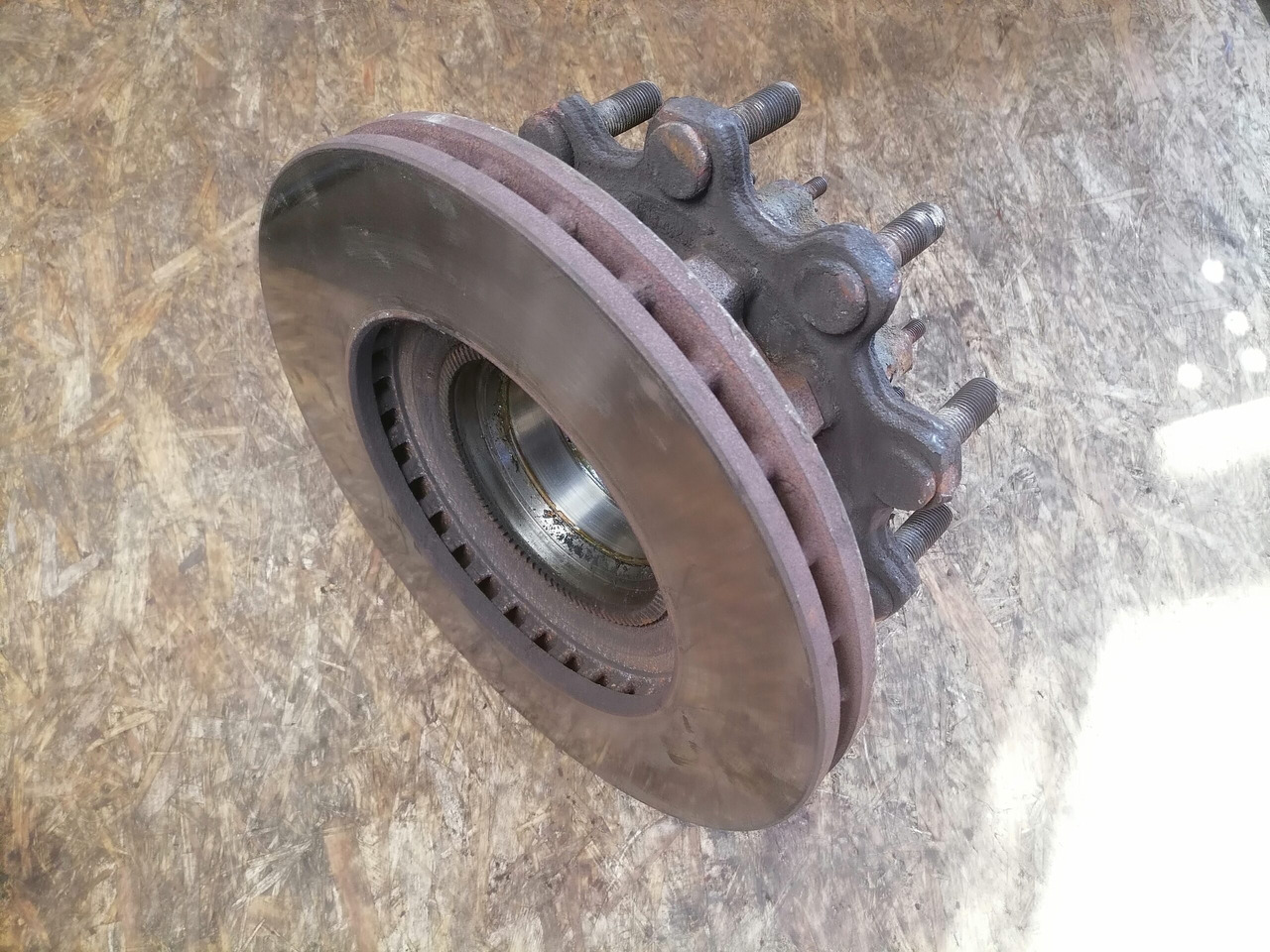 Scania Wheel hub 2290542 - Univerzálny diel pre Nákladné auto: obrázok 2 Scania Wheel hub 2290542 - Univerzálny diel pre Nákladné auto: obrázok 2