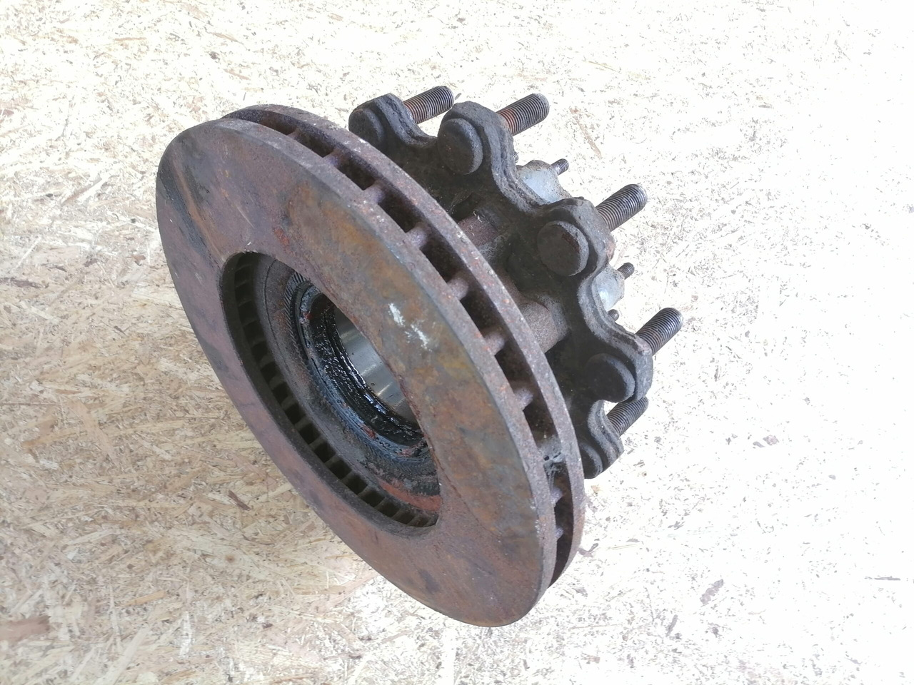 Scania Wheel hub 2290542 - Univerzálny diel pre Nákladné auto: obrázok 2 Scania Wheel hub 2290542 - Univerzálny diel pre Nákladné auto: obrázok 2