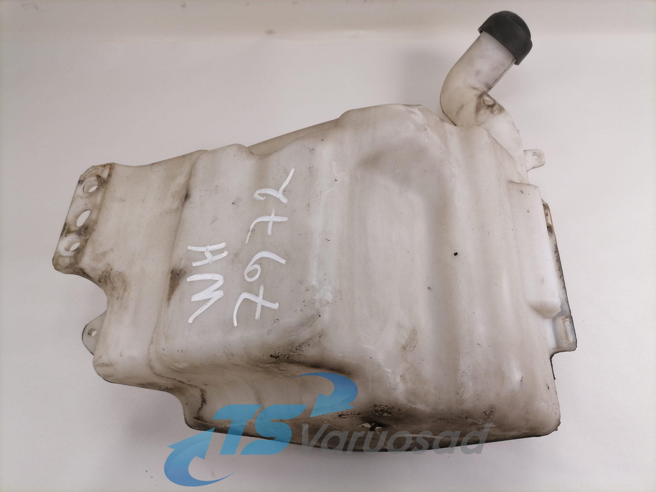 Scania Windscreen washer fluid tank 1854255 - Stierač pre Nákladné auto: obrázok 4 Scania Windscreen washer fluid tank 1854255 - Stierač pre Nákladné auto: obrázok 4