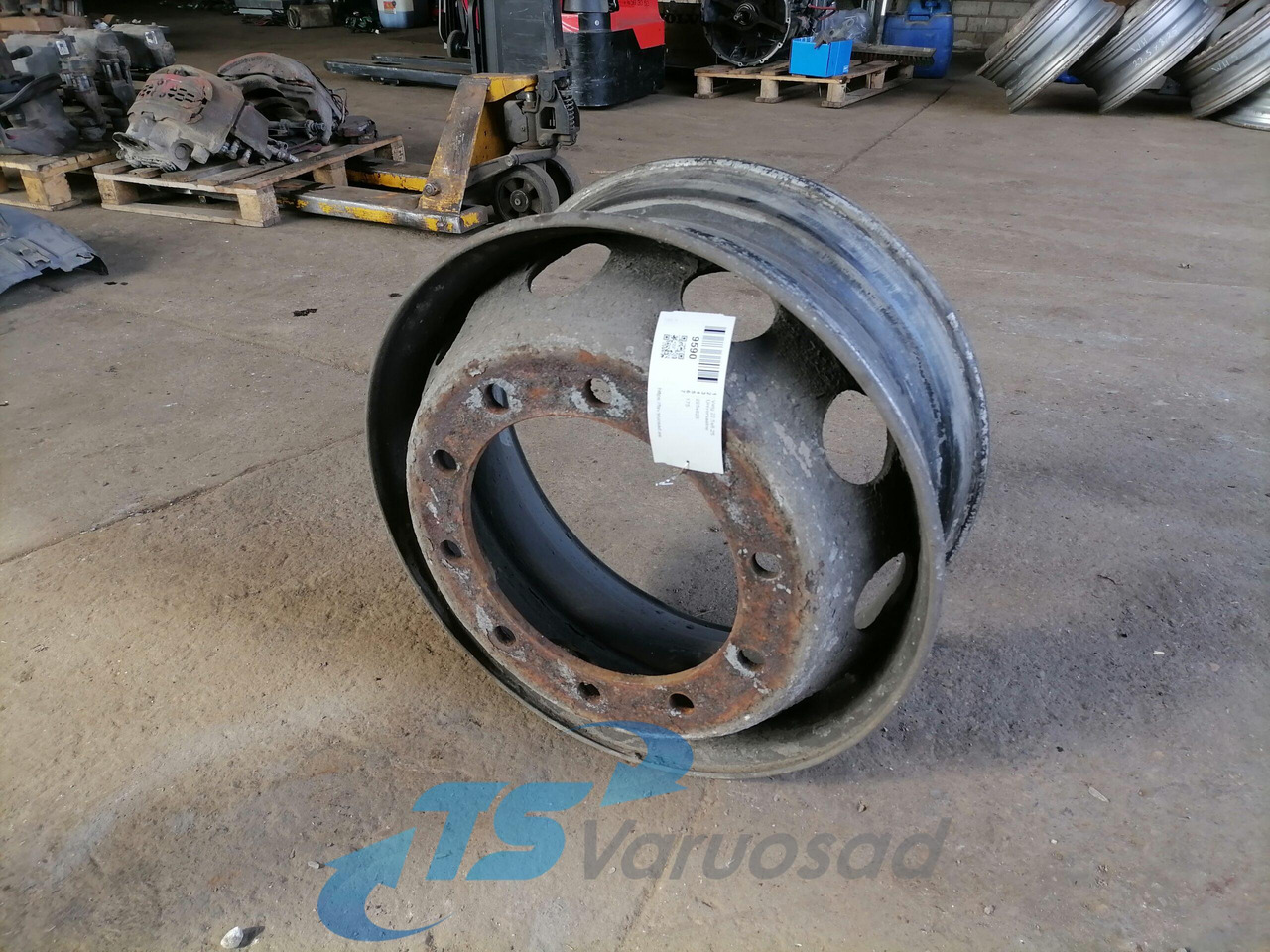 Universaalne Velg 22.5x8.25 225x825 - Pneumatiky a disky pre Nákladné auto: obrázok 1 Universaalne Velg 22.5x8.25 225x825 - Pneumatiky a disky pre Nákladné auto: obrázok 1