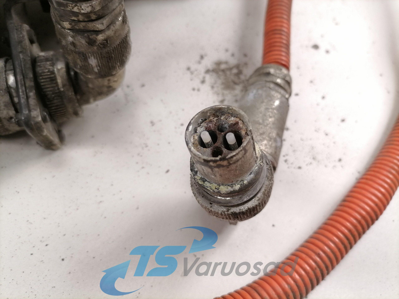 Volvo A/C compressor 84176798 - Kúrenie/ Vetranie pre Nákladné auto: obrázok 4 Volvo A/C compressor 84176798 - Kúrenie/ Vetranie pre Nákladné auto: obrázok 4