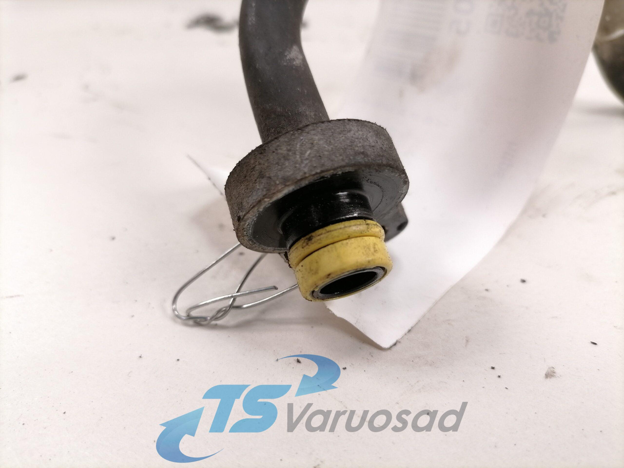 Volvo A/C pipe 82442645 - Kúrenie/ Vetranie pre Nákladné auto: obrázok 2 Volvo A/C pipe 82442645 - Kúrenie/ Vetranie pre Nákladné auto: obrázok 2