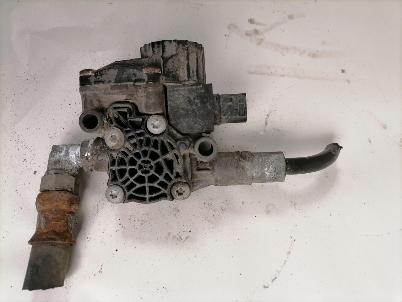 Volvo ABS brake valve 21327360 - Brzdový ventil pre Nákladné auto: obrázok 1 Volvo ABS brake valve 21327360 - Brzdový ventil pre Nákladné auto: obrázok 1