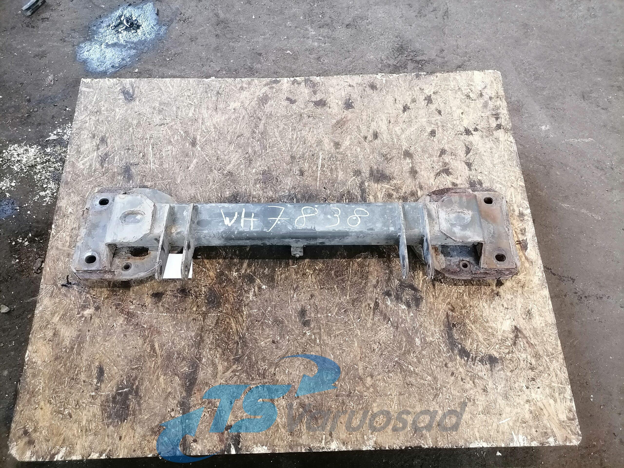 Volvo Air spring bracket 20571692 - Vzduchové odpruženie pre Nákladné auto: obrázok 1 Volvo Air spring bracket 20571692 - Vzduchové odpruženie pre Nákladné auto: obrázok 1