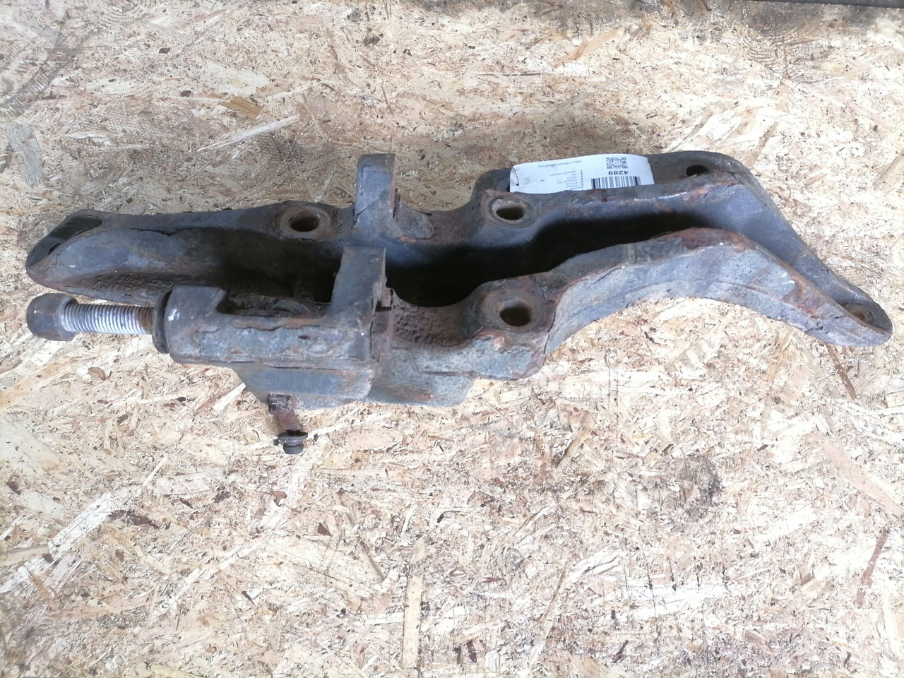 Volvo Air suspension bracket 20428753 - Náprava a diely pre Nákladné auto: obrázok 4 Volvo Air suspension bracket 20428753 - Náprava a diely pre Nákladné auto: obrázok 4
