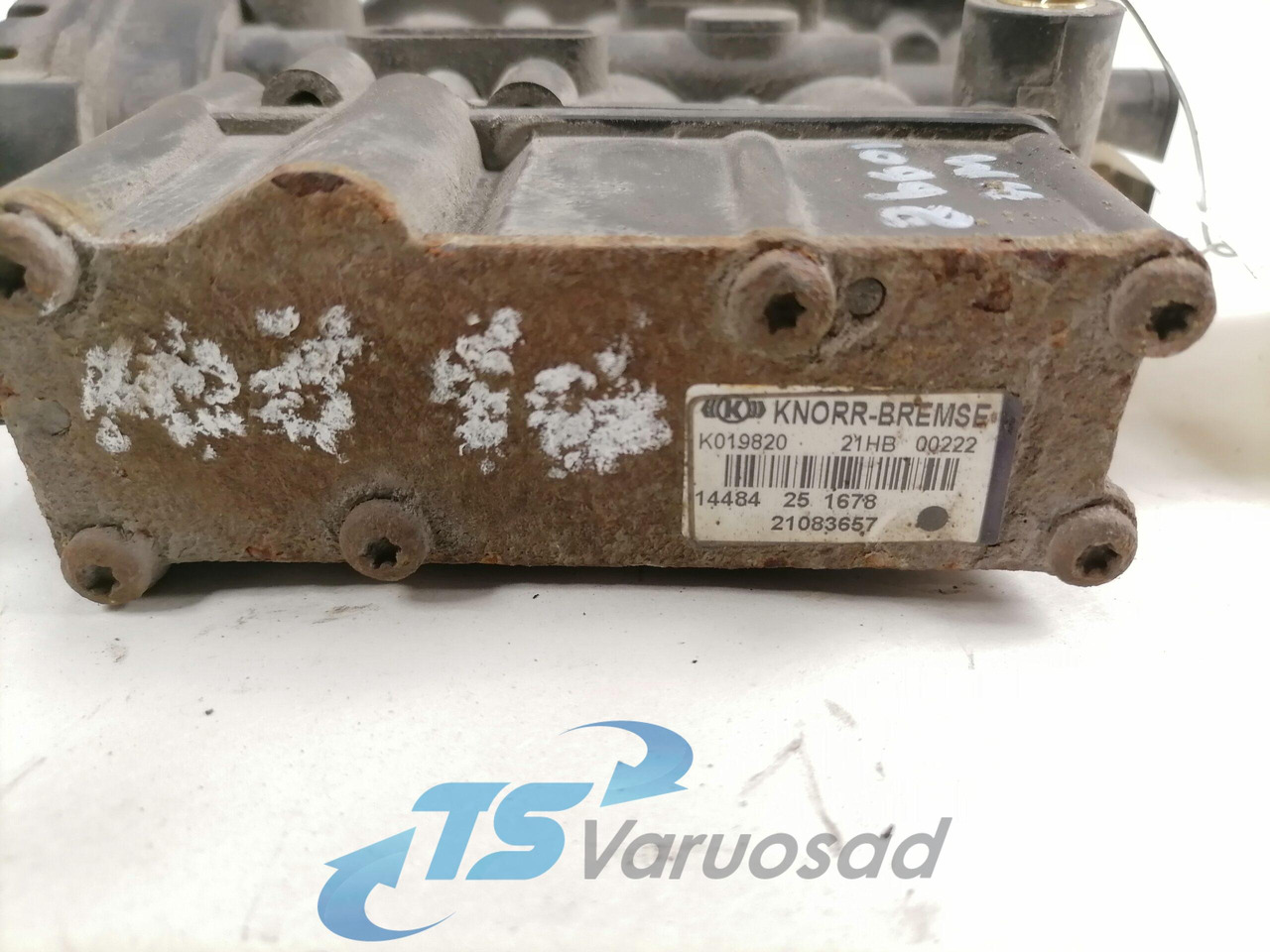 Volvo Air suspension control valve, ECAS 21083657 - Brzdový ventil pre Nákladné auto: obrázok 4 Volvo Air suspension control valve, ECAS 21083657 - Brzdový ventil pre Nákladné auto: obrázok 4