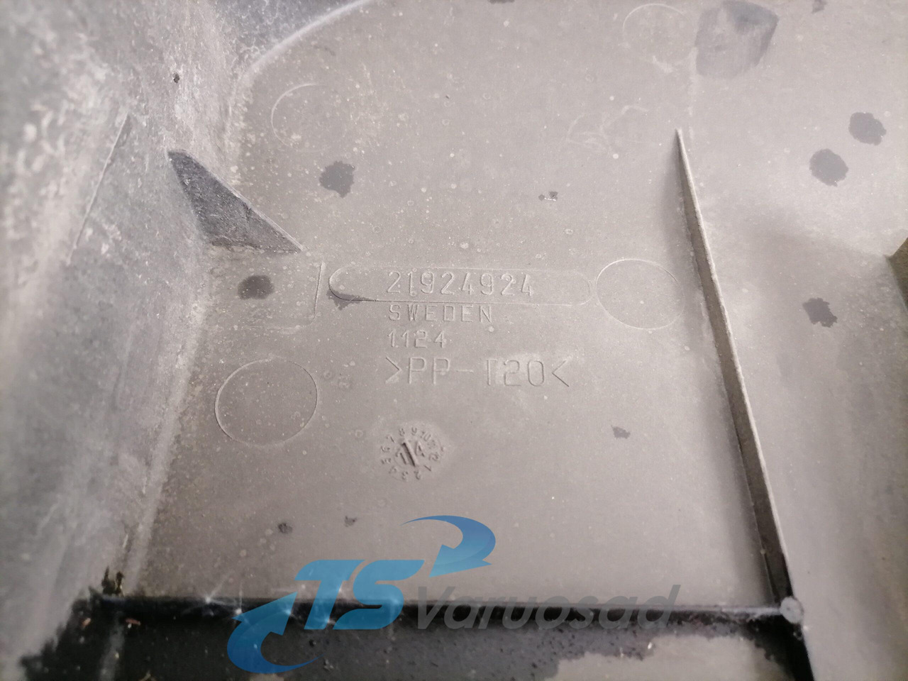 Volvo Battery cover 21924923 - Akumulátor pre Nákladné auto: obrázok 4 Volvo Battery cover 21924923 - Akumulátor pre Nákladné auto: obrázok 4