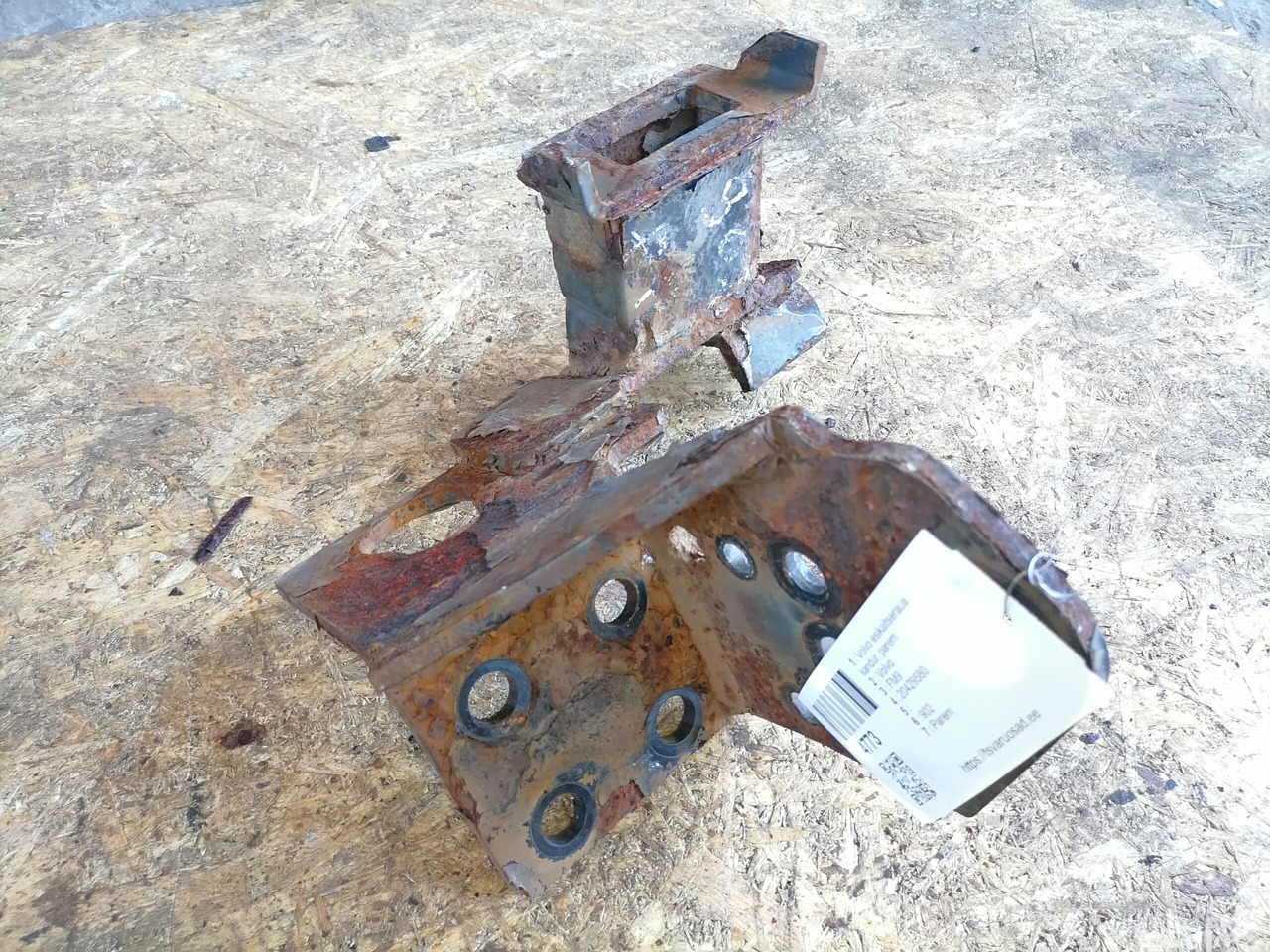 Volvo Bumper bracket 20429580 - Nárazník pre Nákladné auto: obrázok 3 Volvo Bumper bracket 20429580 - Nárazník pre Nákladné auto: obrázok 3