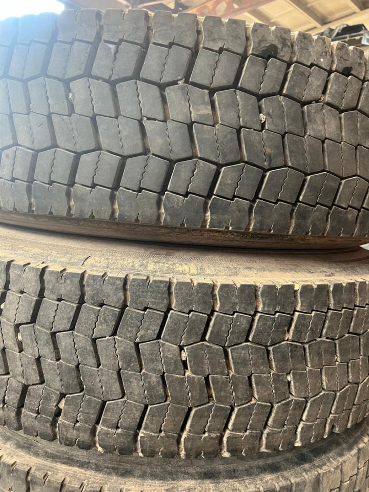 Volvo Continental HDR2 295/80R22.5 29580R225 - Pneumatiky a disky pre Nákladné auto: obrázok 4 Volvo Continental HDR2 295/80R22.5 29580R225 - Pneumatiky a disky pre Nákladné auto: obrázok 4