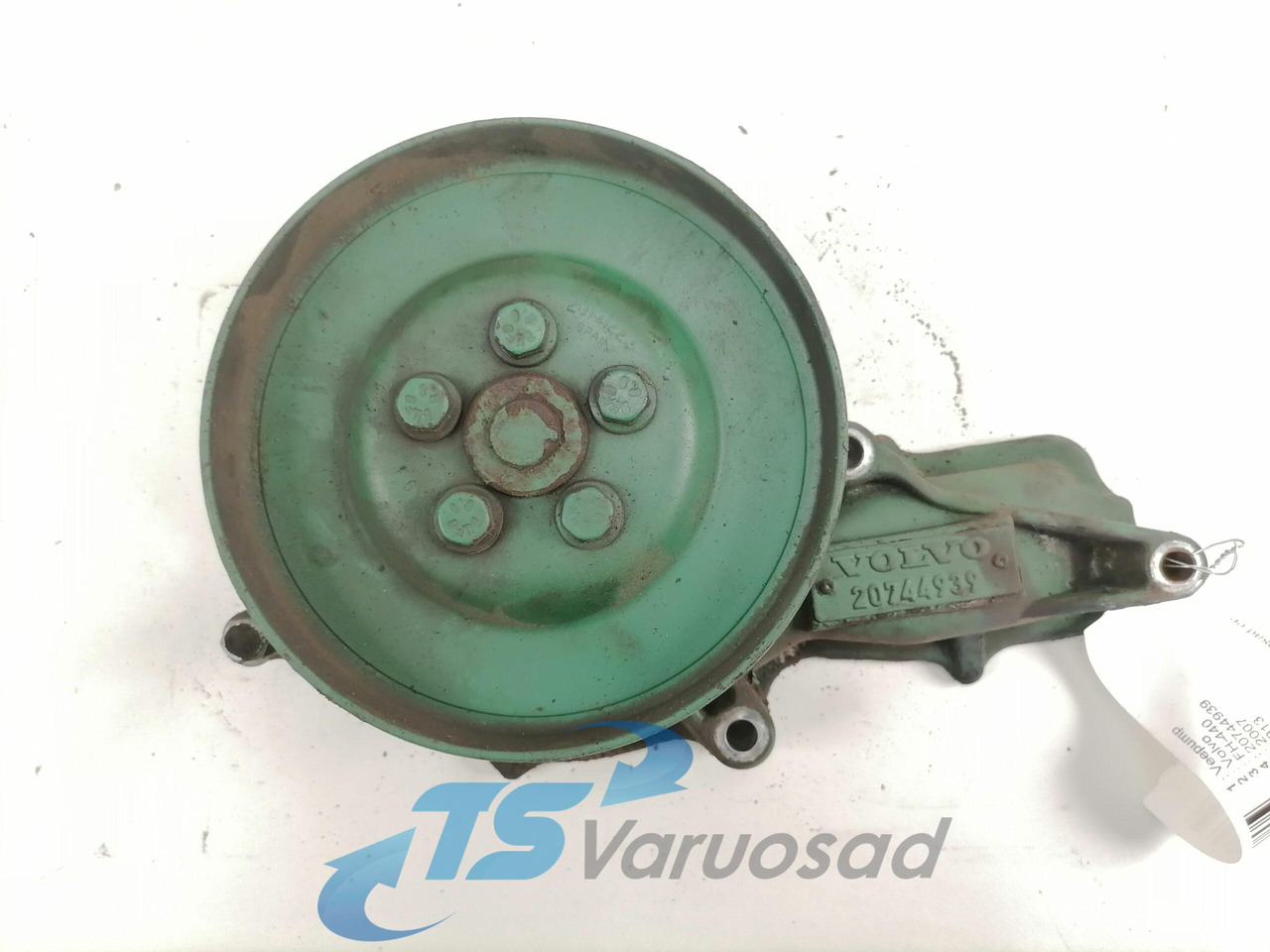 Volvo Cooling pump 20744939 - Vodná pumpa pre Nákladné auto: obrázok 2 Volvo Cooling pump 20744939 - Vodná pumpa pre Nákladné auto: obrázok 2