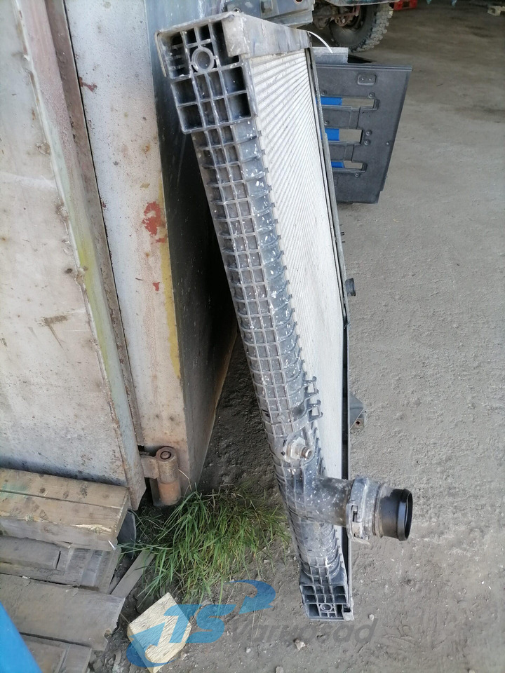 Volvo Cooling radiator 22062259 - Chladič pre Nákladné auto: obrázok 3 Volvo Cooling radiator 22062259 - Chladič pre Nákladné auto: obrázok 3