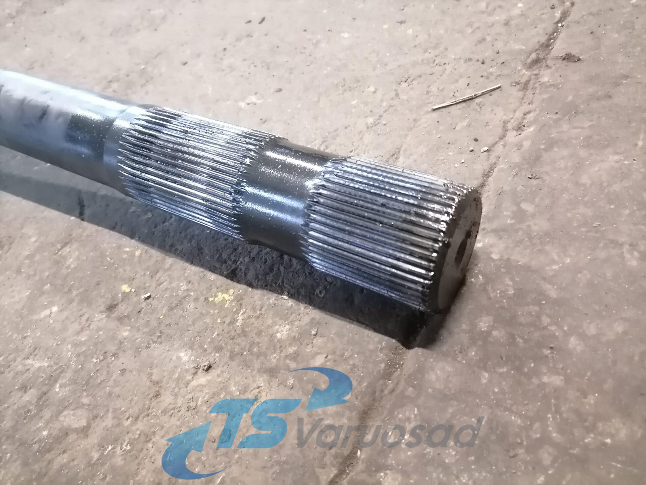 Volvo Drive shaft 20836831 - Poloos pre Nákladné auto: obrázok 2 Volvo Drive shaft 20836831 - Poloos pre Nákladné auto: obrázok 2