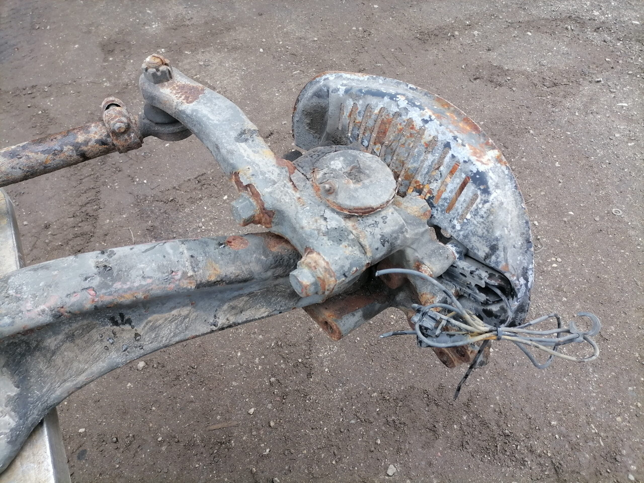 Volvo First axel housing 20399060 - Predná náprava pre Nákladné auto: obrázok 2 Volvo First axel housing 20399060 - Predná náprava pre Nákladné auto: obrázok 2