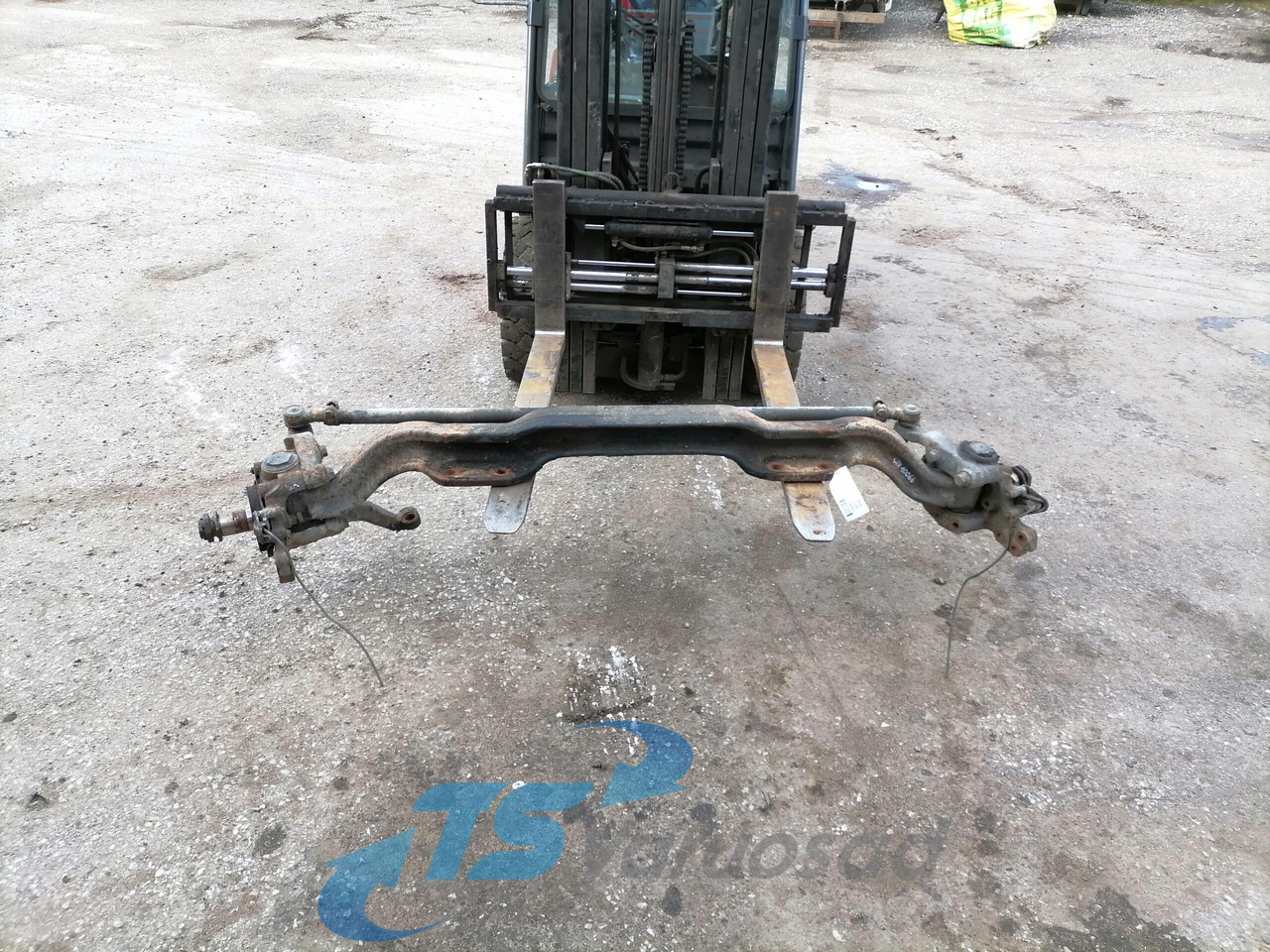Volvo First axel housing 20581073 - Predná náprava pre Nákladné auto: obrázok 1 Volvo First axel housing 20581073 - Predná náprava pre Nákladné auto: obrázok 1