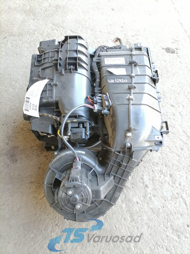 Volvo Heating unit 84164529 - Univerzálny diel pre Nákladné auto: obrázok 2 Volvo Heating unit 84164529 - Univerzálny diel pre Nákladné auto: obrázok 2