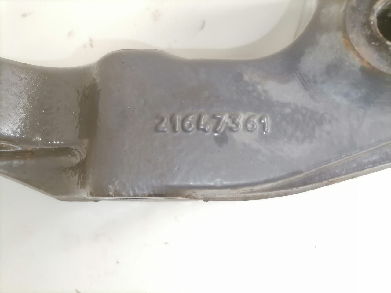 Volvo Kabiini kandur, tagumine 21647361 - Odpruženie kabíny pre Nákladné auto: obrázok 2 Volvo Kabiini kandur, tagumine 21647361 - Odpruženie kabíny pre Nákladné auto: obrázok 2