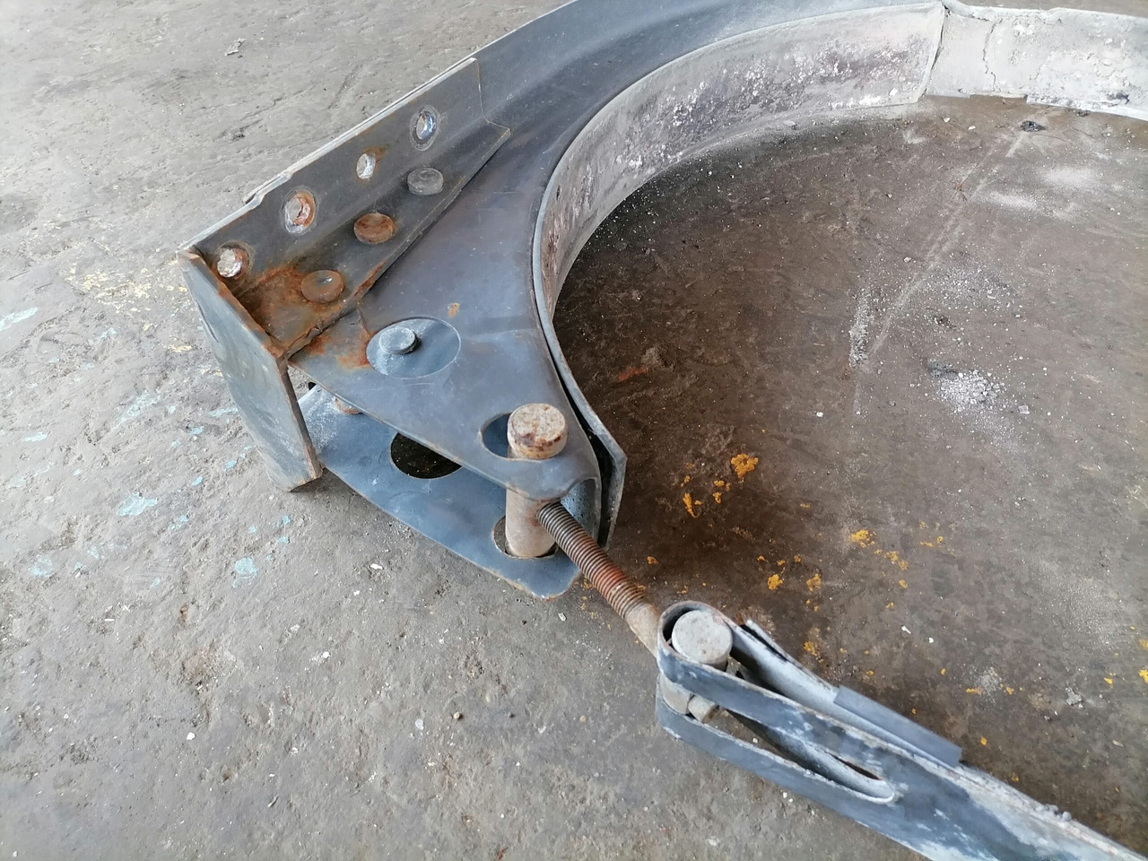 Volvo Kütusepaagi kandur, Volvo 20526488 - Palivová nádrž pre Nákladné auto: obrázok 4 Volvo Kütusepaagi kandur, Volvo 20526488 - Palivová nádrž pre Nákladné auto: obrázok 4