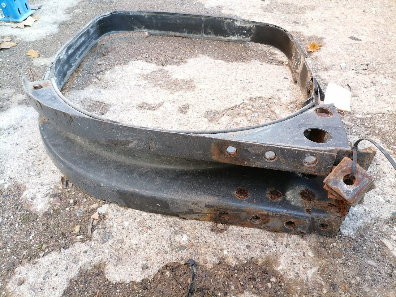Volvo Kütusepaagi kandur, Volvo 20721537 - Palivová nádrž pre Nákladné auto: obrázok 2 Volvo Kütusepaagi kandur, Volvo 20721537 - Palivová nádrž pre Nákladné auto: obrázok 2