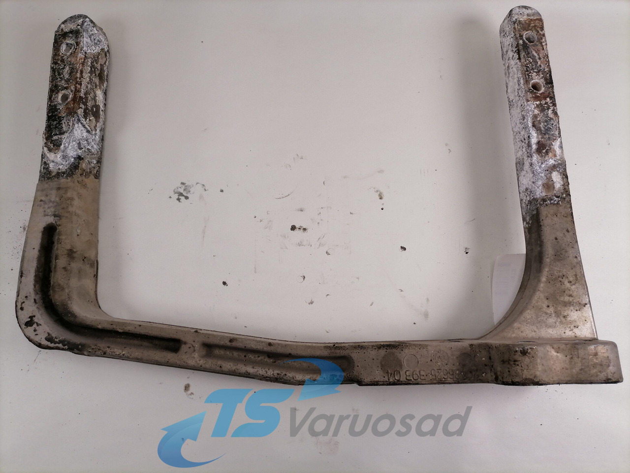 Volvo Muffler carrier 20486625 - Tlumič výfuku pre Nákladné auto: obrázok 2 Volvo Muffler carrier 20486625 - Tlumič výfuku pre Nákladné auto: obrázok 2