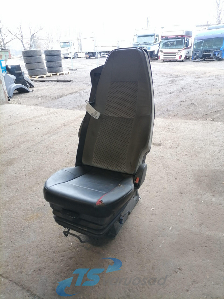 Volvo Passenger seat - Sedadlo pre Nákladné auto: obrázok 1 Volvo Passenger seat - Sedadlo pre Nákladné auto: obrázok 1