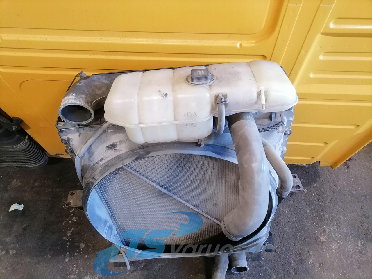 Volvo Radiaatorite komplekt 20936055 - Chladič pre Nákladné auto: obrázok 3 Volvo Radiaatorite komplekt 20936055 - Chladič pre Nákladné auto: obrázok 3