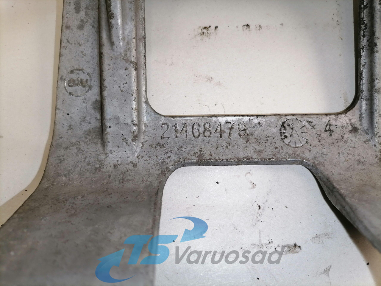 Volvo Volvo roolisüsteemi õlimahuti kandur 21468479 - Hadica riadenia pre Nákladné auto: obrázok 2 Volvo Volvo roolisüsteemi õlimahuti kandur 21468479 - Hadica riadenia pre Nákladné auto: obrázok 2