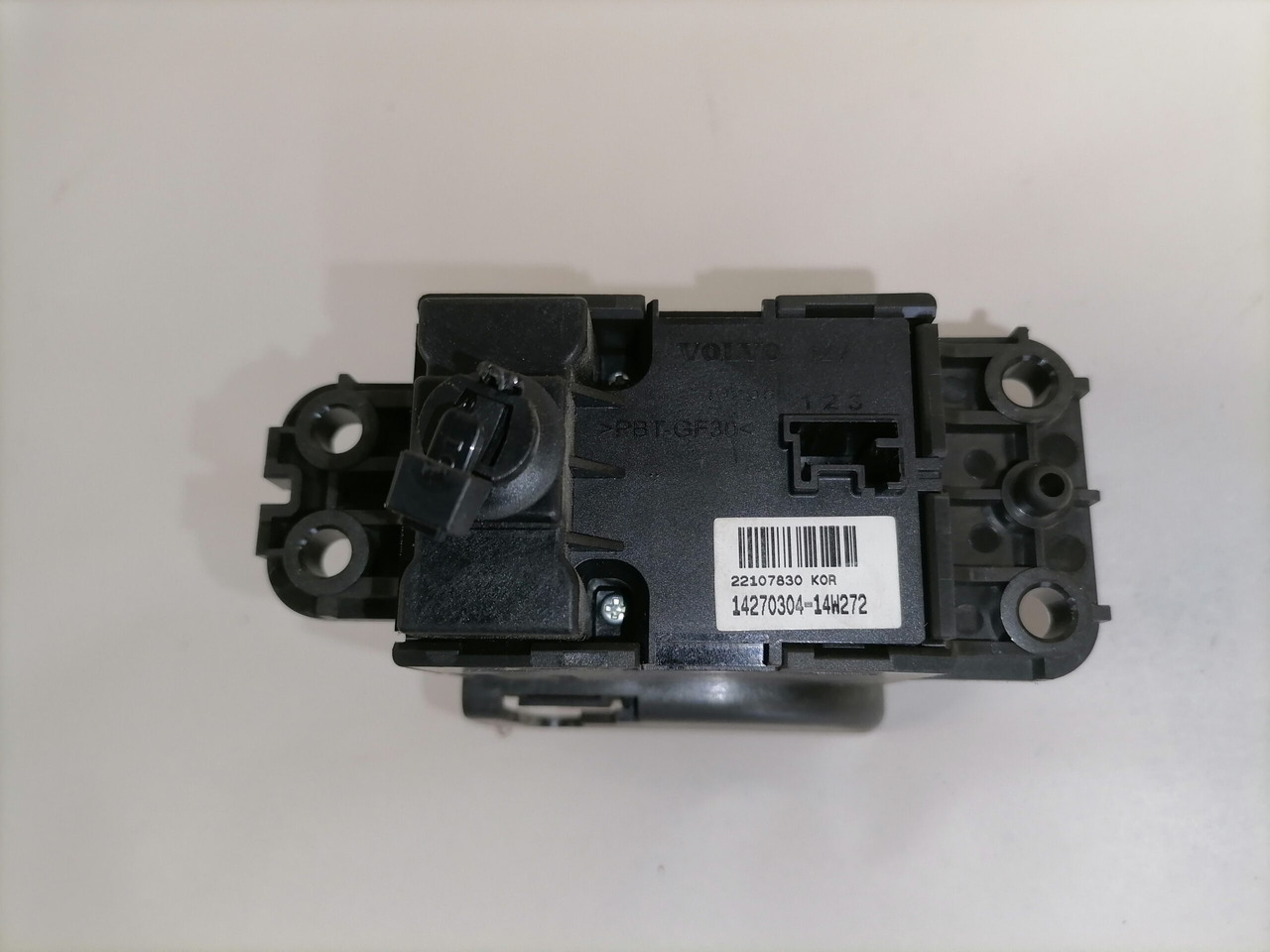 Volvo Volvo switch, parking brake 22107830 - Kabína pre Nákladné auto: obrázok 3 Volvo Volvo switch, parking brake 22107830 - Kabína pre Nákladné auto: obrázok 3