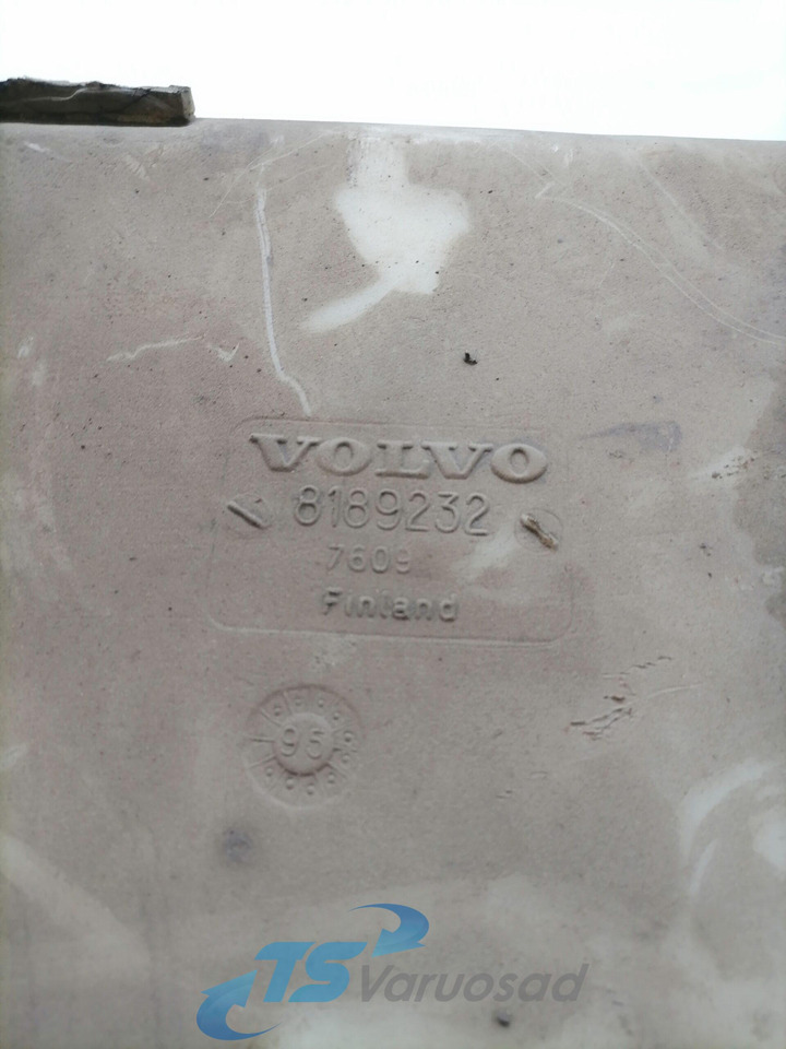 Volvo Windscreen washer fluid tank 8189232 - Stierač pre Nákladné auto: obrázok 4 Volvo Windscreen washer fluid tank 8189232 - Stierač pre Nákladné auto: obrázok 4