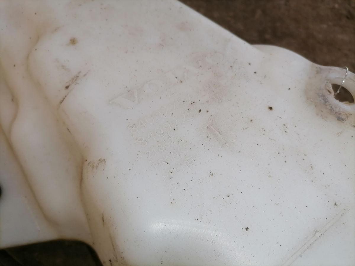 Volvo Windscreen washer fluid tank 84092257 - Stierač pre Nákladné auto: obrázok 5 Volvo Windscreen washer fluid tank 84092257 - Stierač pre Nákladné auto: obrázok 5