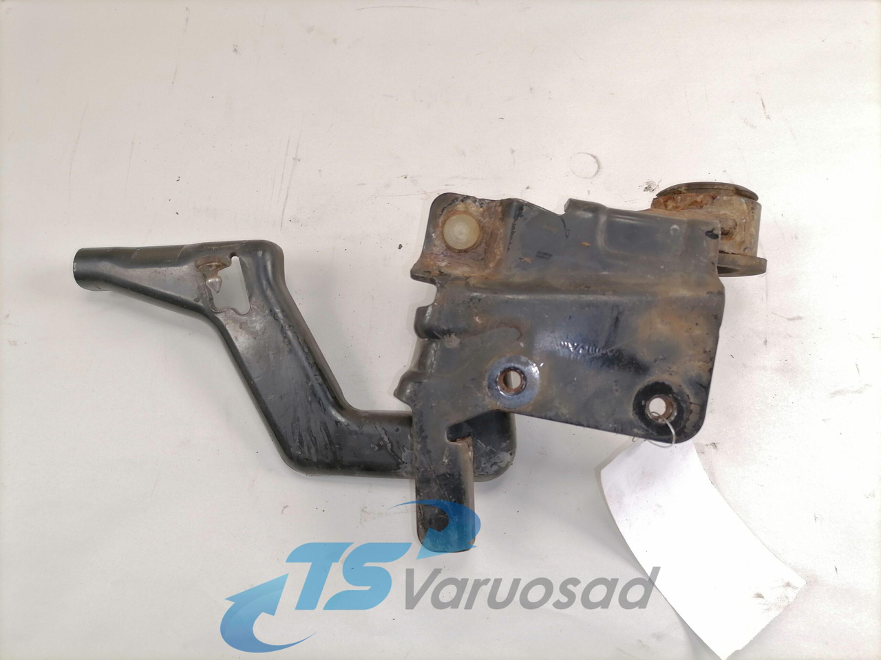 Volvo lower grille carrier hinge 20545095 - Mriežka pre Nákladné auto: obrázok 2 Volvo lower grille carrier hinge 20545095 - Mriežka pre Nákladné auto: obrázok 2