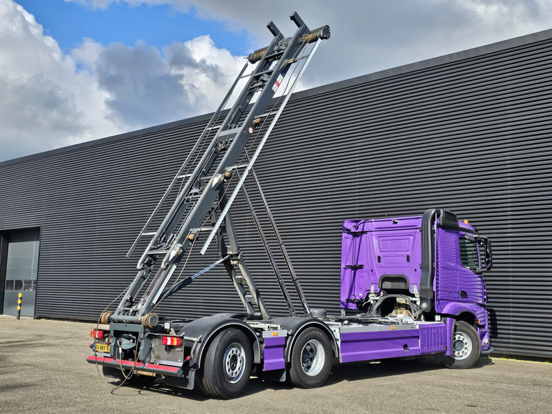 Mercedes-Benz AROCS 3345 / 6x2 / CABLE-CONTAINER SYSTEM - Nákladne vozidlo - káblový systém: obrázok 5 Mercedes-Benz AROCS 3345 / 6x2 / CABLE-CONTAINER SYSTEM - Nákladne vozidlo - káblový systém: obrázok 5