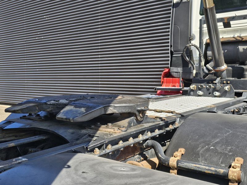 Ťahač MAN TGA 26.440 / TIPPER - TRACTOR COMBI /6x4 / SPRING / BIG AXLE: obrázok 11 Ťahač MAN TGA 26.440 / TIPPER - TRACTOR COMBI /6x4 / SPRING / BIG AXLE: obrázok 11