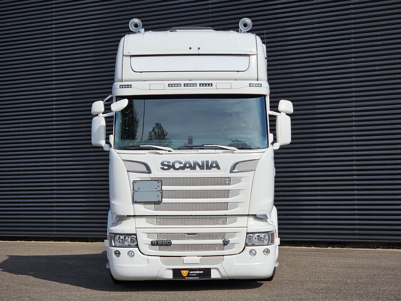 Scania R580 V8 6x2 BOOGIE / FULL AIR / RETARDER / ADR - Ťahač: obrázok 3 Scania R580 V8 6x2 BOOGIE / FULL AIR / RETARDER / ADR - Ťahač: obrázok 3